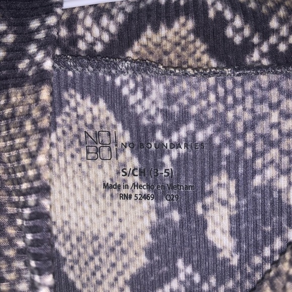 Tight Mock Neck Snakeskin Long Sleeve - Picture 2 of 2